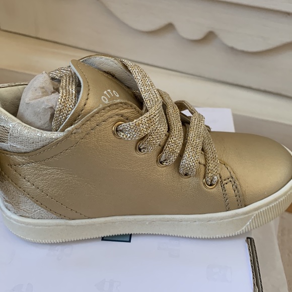 Falcotto by Naturino Girls Gold Leather Trainers size 24 euro Us 8 NWT - Picture 10 of 12